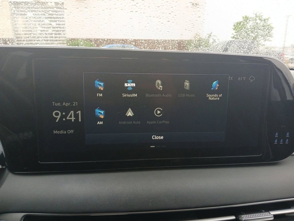 Used 2024 Hyundai Palisade Limited FWD image 17