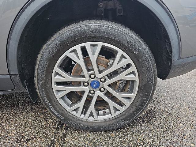 Certified 2022 Ford Escape SEL AWD/4WD image 33