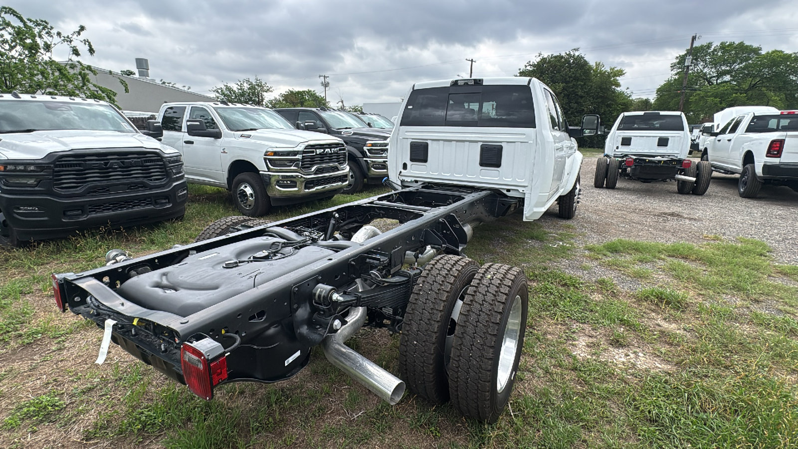 New 2026 RAM 5500 4x4 Crew Cab w/ Laramie Trim Package image 5