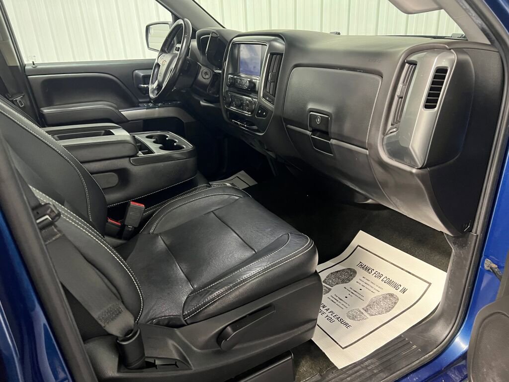 Used 2018 Chevrolet Silverado 1500 LT w/ All Star Edition image 3