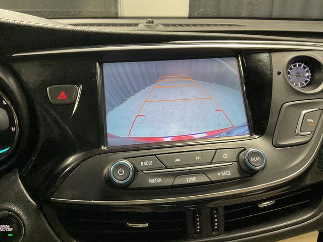 Used 2018 Buick Envision Essence image 24