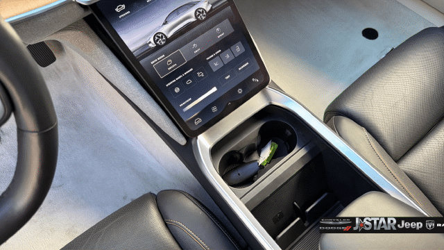 Used 2024 Lucid Air Touring AWD/4WD image 22