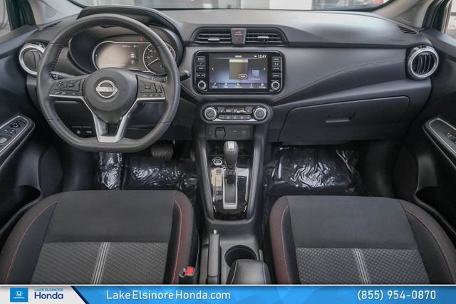 Used 2024 Nissan Versa SR FWD image 20