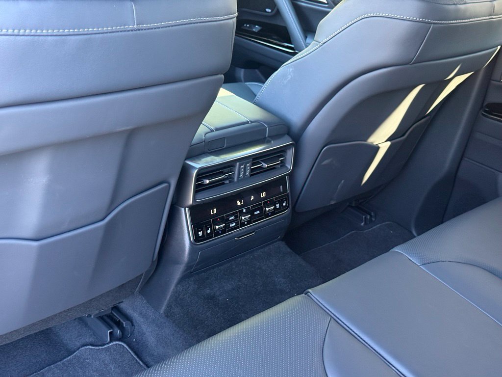 New 2026 Lexus LX 700h Luxury AWD/4WD image 23