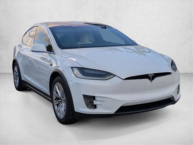 Used 2018 Tesla Model X 75D AWD/4WD image 3