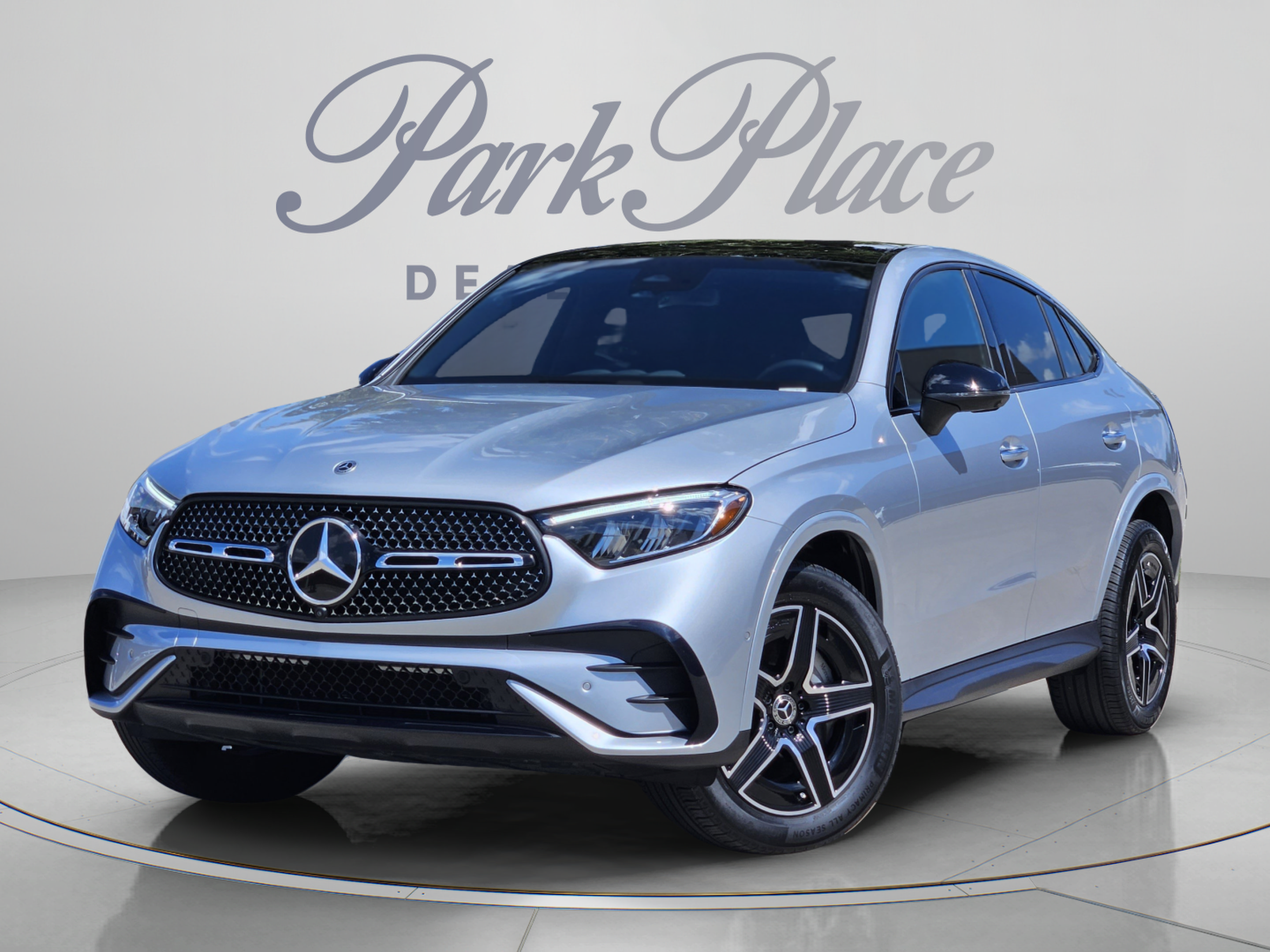 Certified 2025 Mercedes-Benz GLC 300 4MATIC image 1