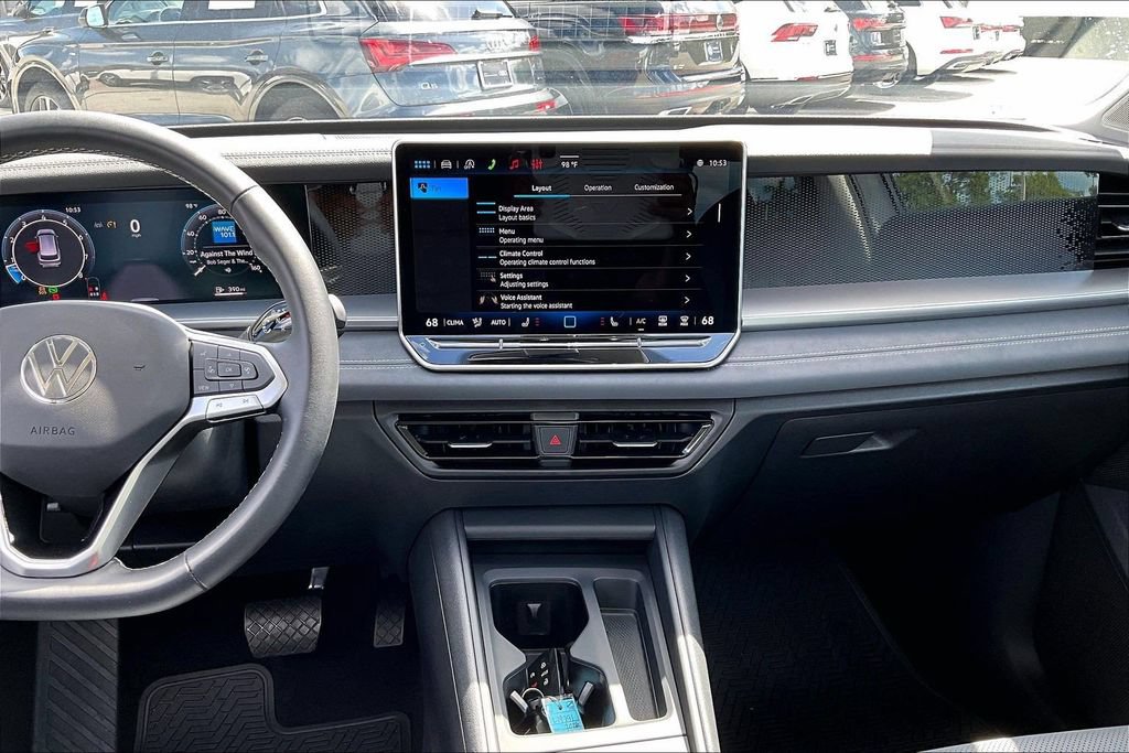 Certified 2026 Volkswagen Tiguan SE w/ Panoramic Sunroof Package FWD image 20