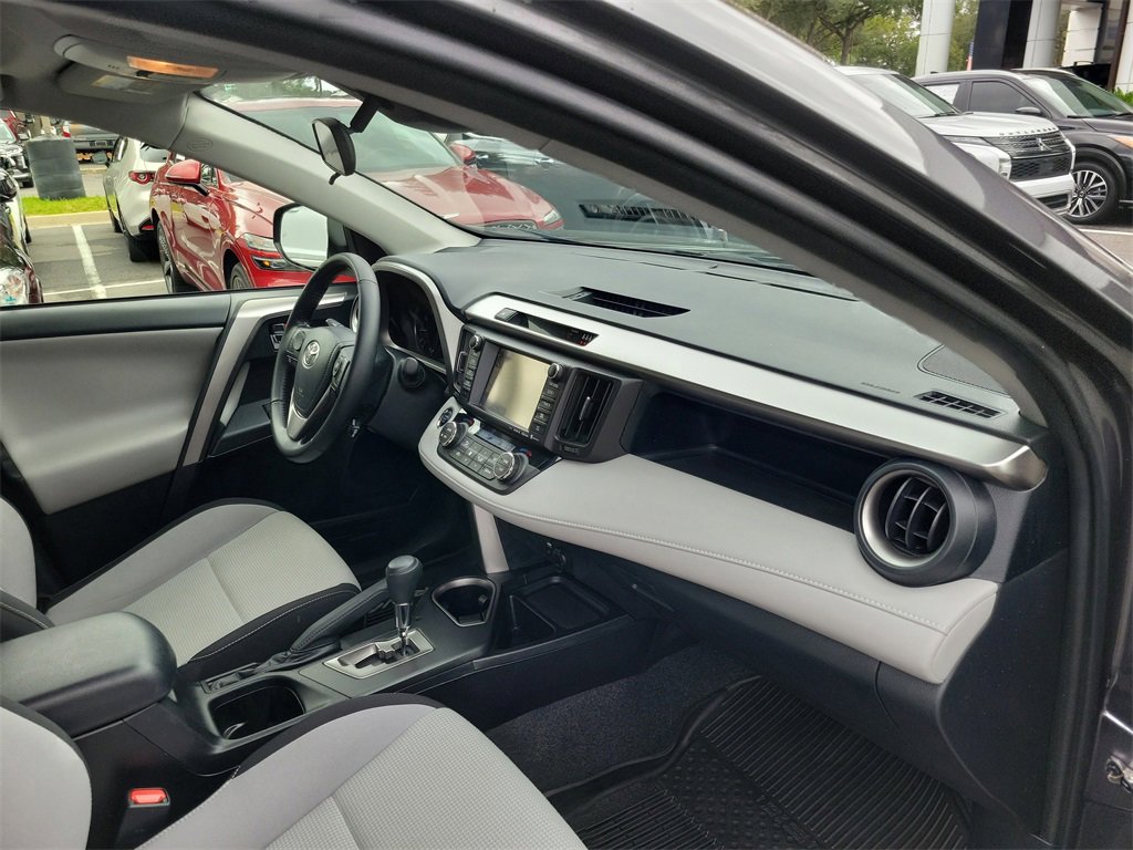 Used 2018 Toyota RAV4 XLE image 49