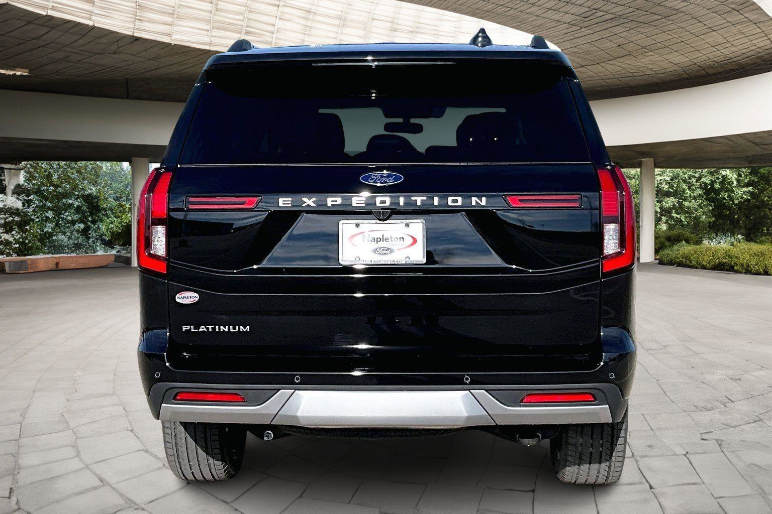 New 2026 Ford Expedition Platinum w/ Driver's Package image 4