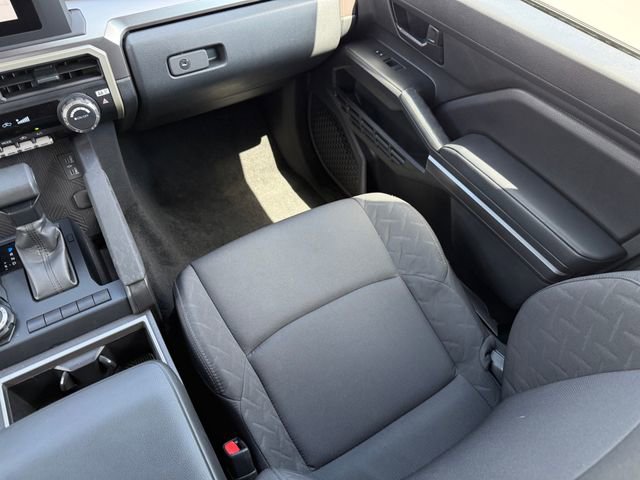 Used 2025 Toyota Tacoma SR5 image 27