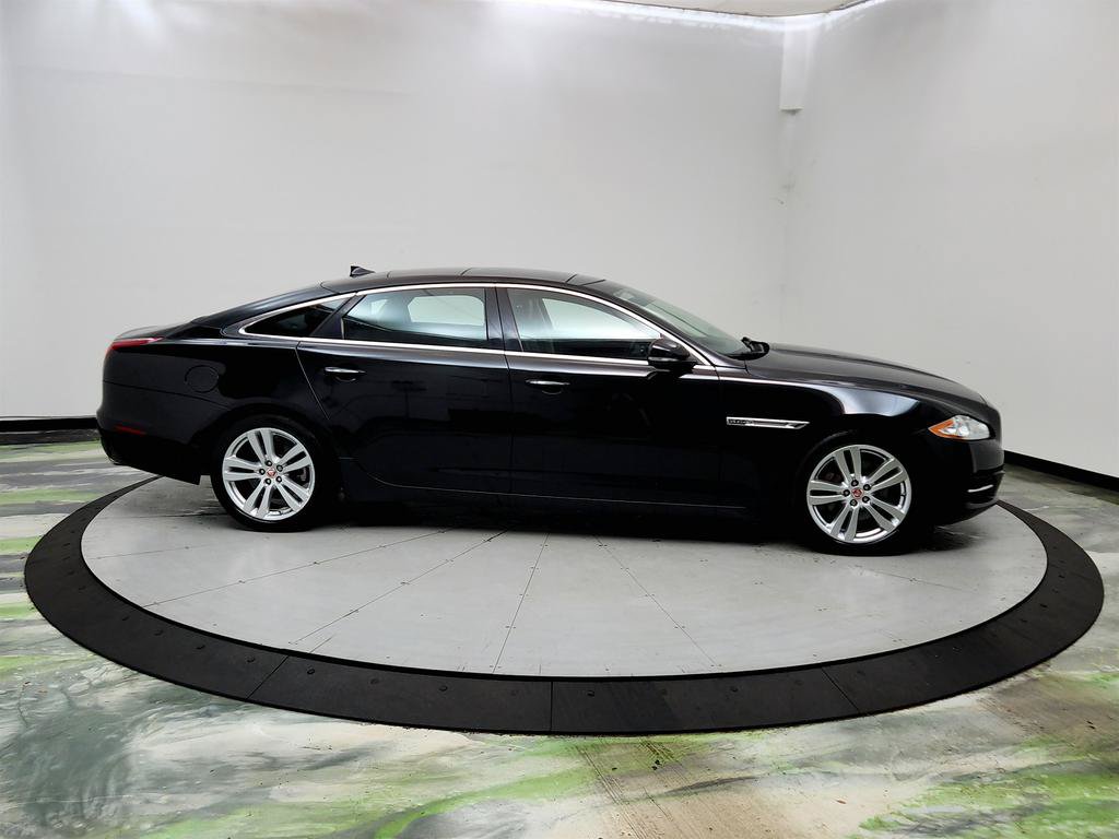 Used 2015 Jaguar XJ L Portfolio RWD image 4