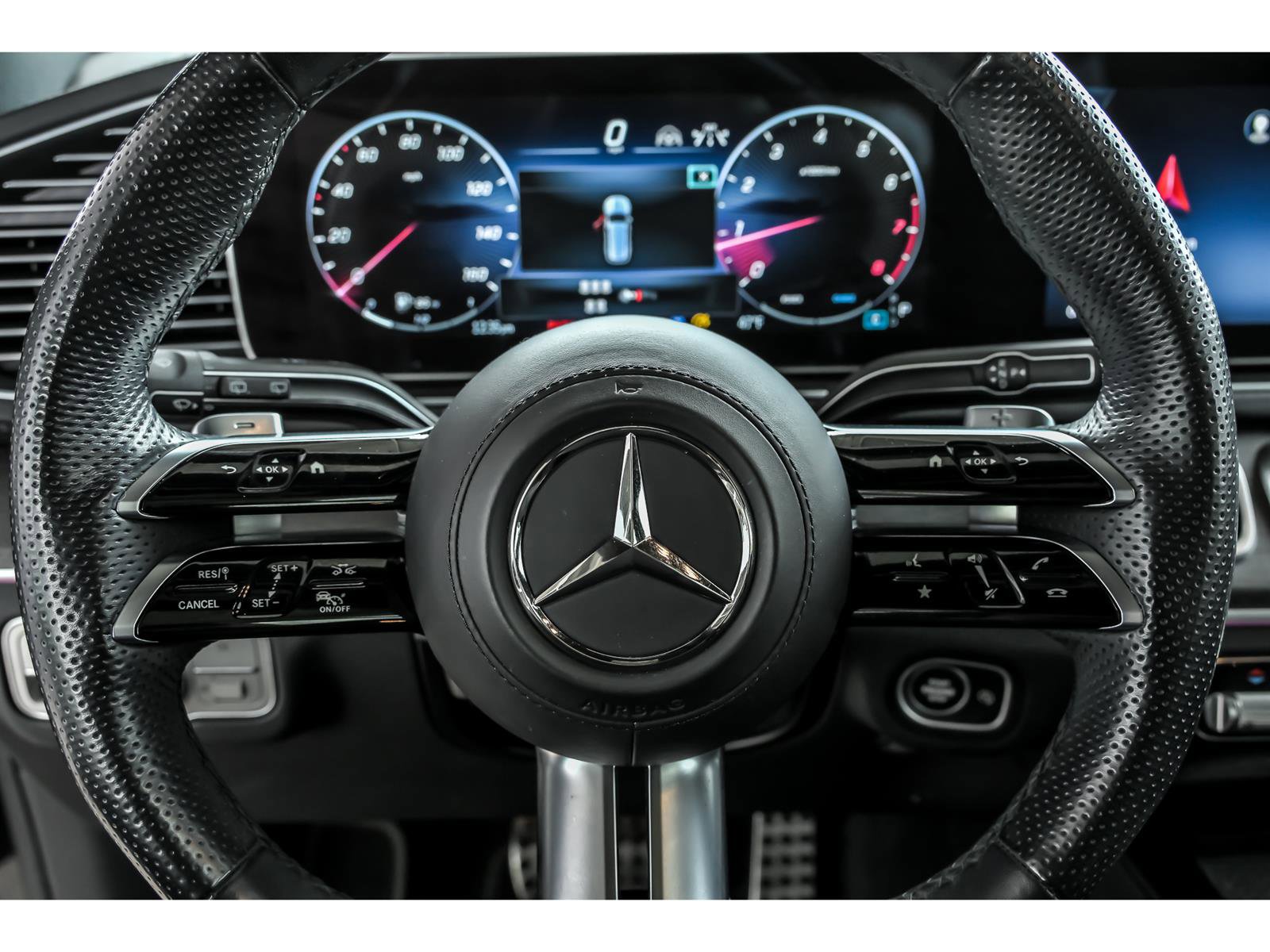 Certified 2024 Mercedes-Benz GLS 450 4MATIC image 17