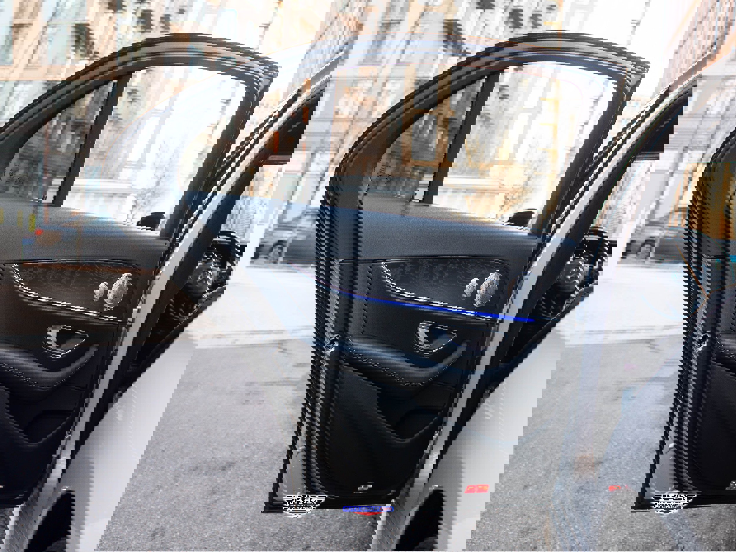 Used 2017 Mercedes-Benz E 300 4MATIC image 44