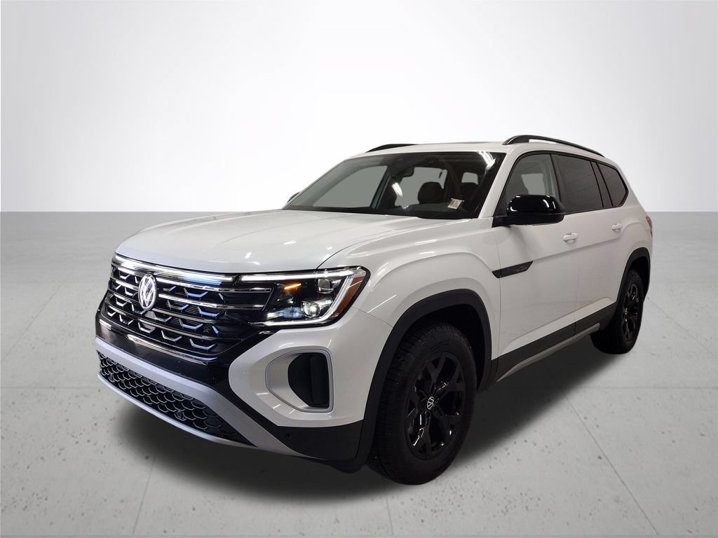 New 2026 Volkswagen Atlas Peak Edition AWD/4WD image 2