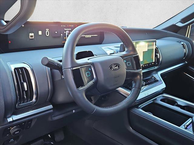 New 2026 Ford Expedition Platinum w/ Stealth Appearance Package image 3