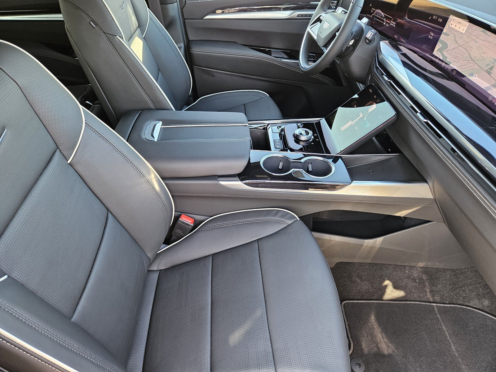 New 2026 Cadillac Escalade Sport w/ Touring Package AWD/4WD image 10
