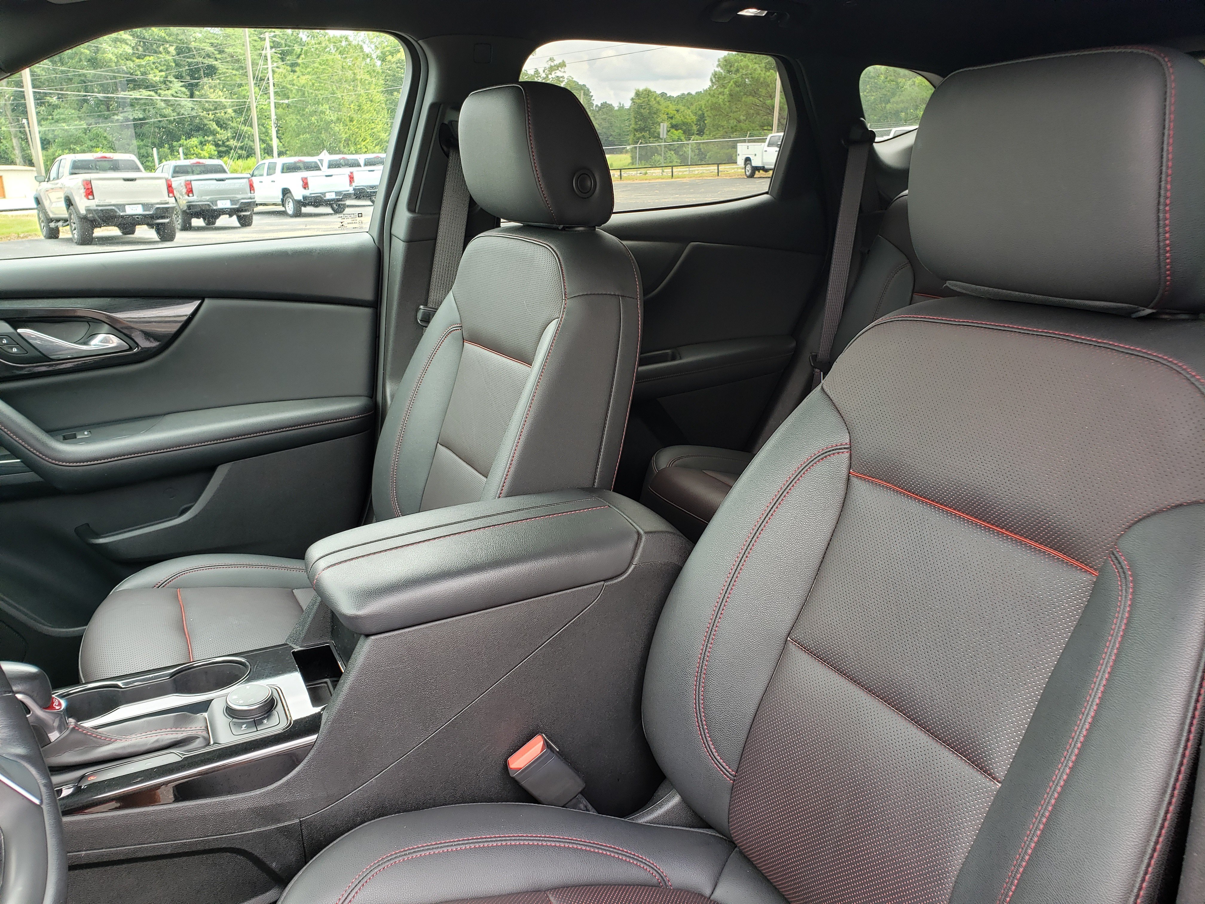 Used 2021 Chevrolet Blazer RS w/ Enhanced Convenience Package FWD image 24