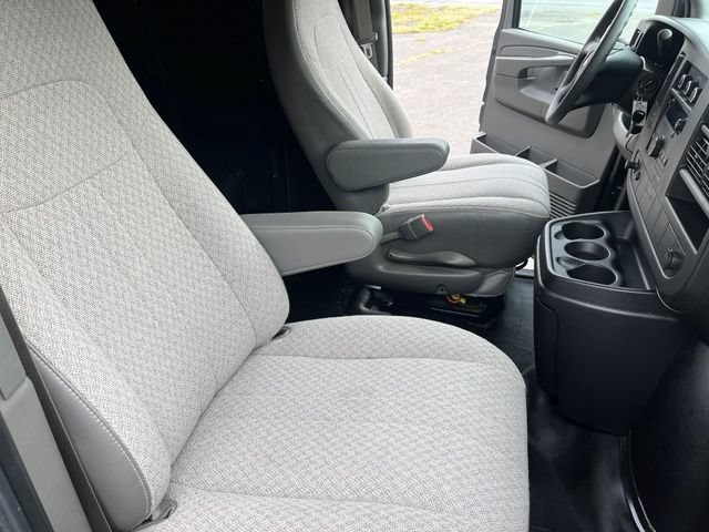 Used 2014 Chevrolet Express 1500 RWD image 27