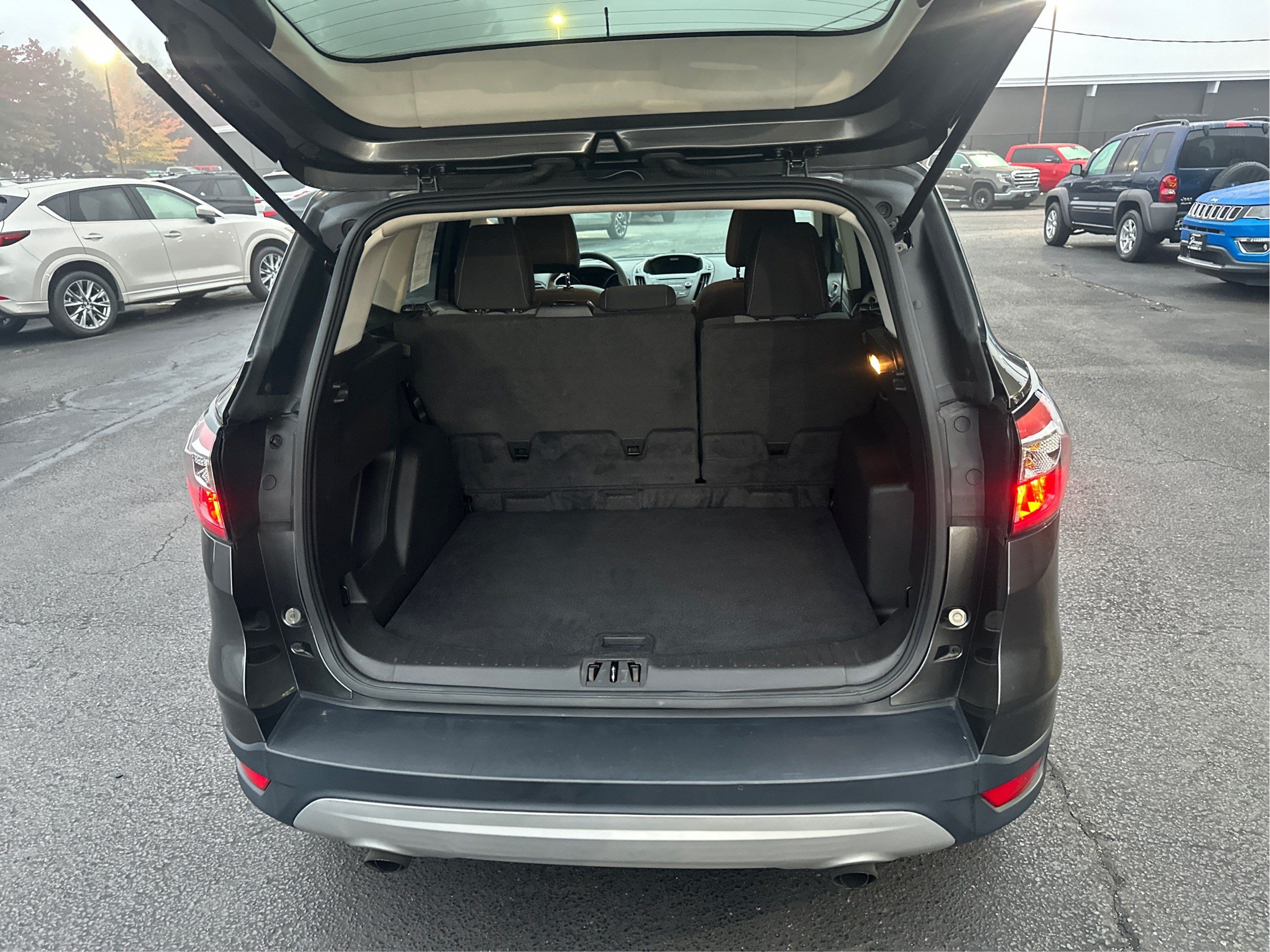 Used 2017 Ford Escape SE AWD/4WD image 11
