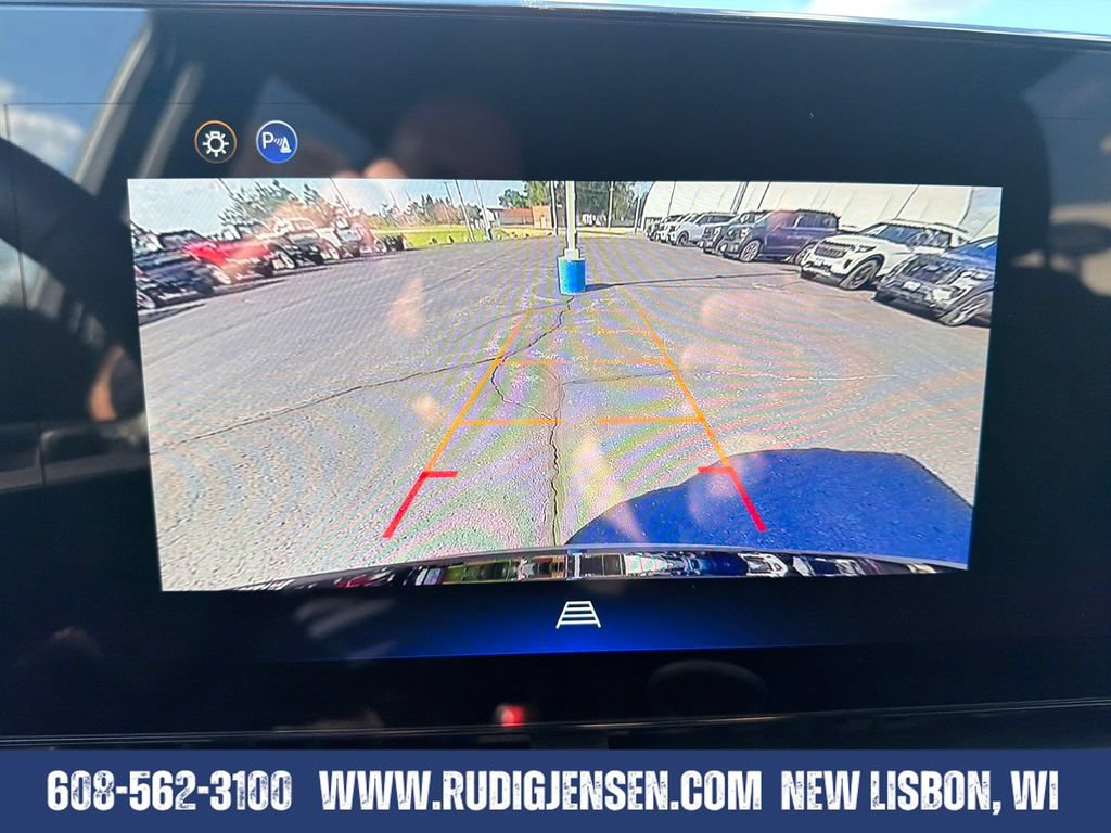 Used 2026 Chevrolet Equinox LT AWD/4WD image 20