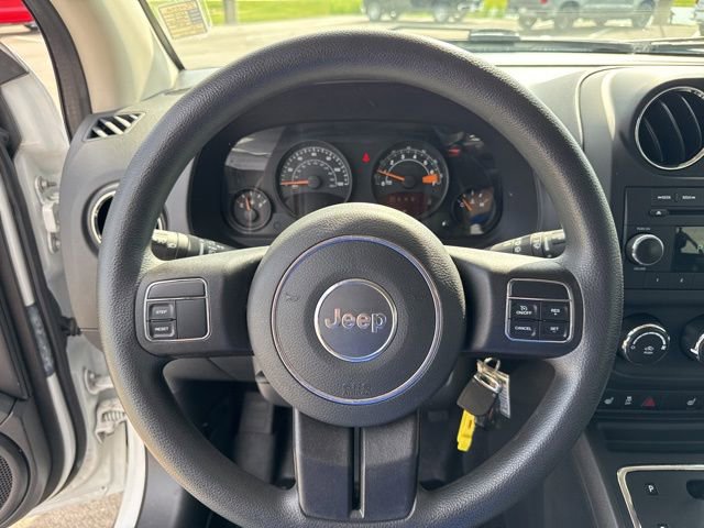 Used 2015 Jeep Compass Sport w/ Power Value Group AWD/4WD image 16