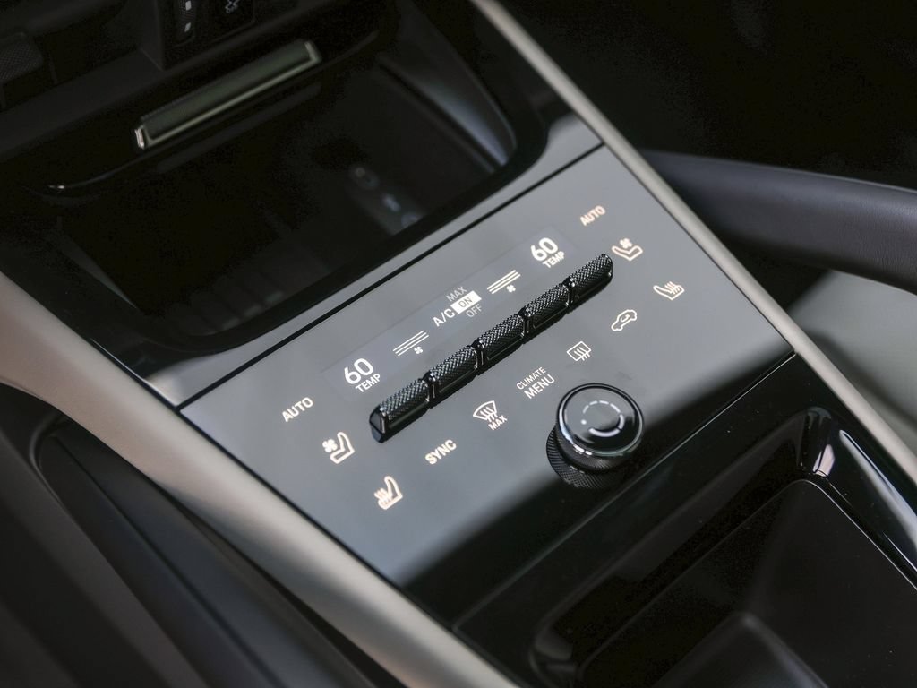 New 2026 Porsche Cayenne AWD/4WD image 24