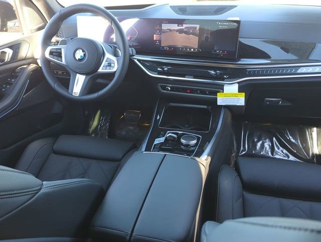 Used 2026 BMW X5 sDrive40i w/ M Sport Package image 14