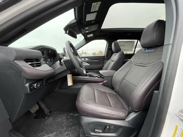 New 2026 Ford Explorer Platinum w/ LUX Leather Package image 8