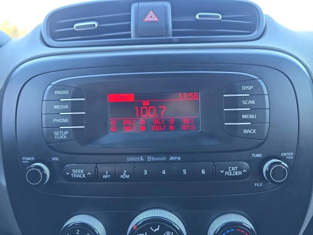 Used 2014 Kia Soul image 28