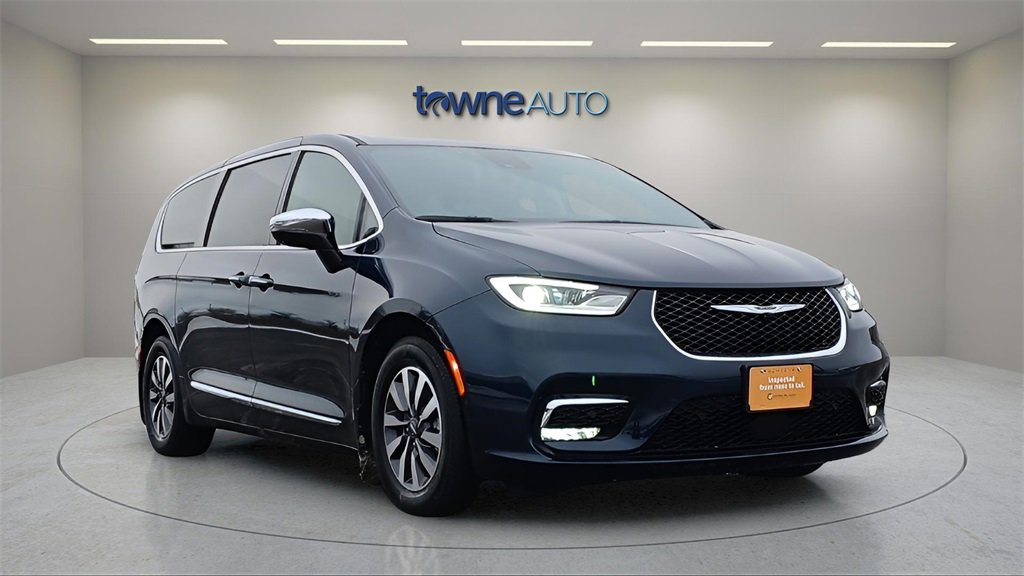 Used 2023 Chrysler Pacifica Limited image 7