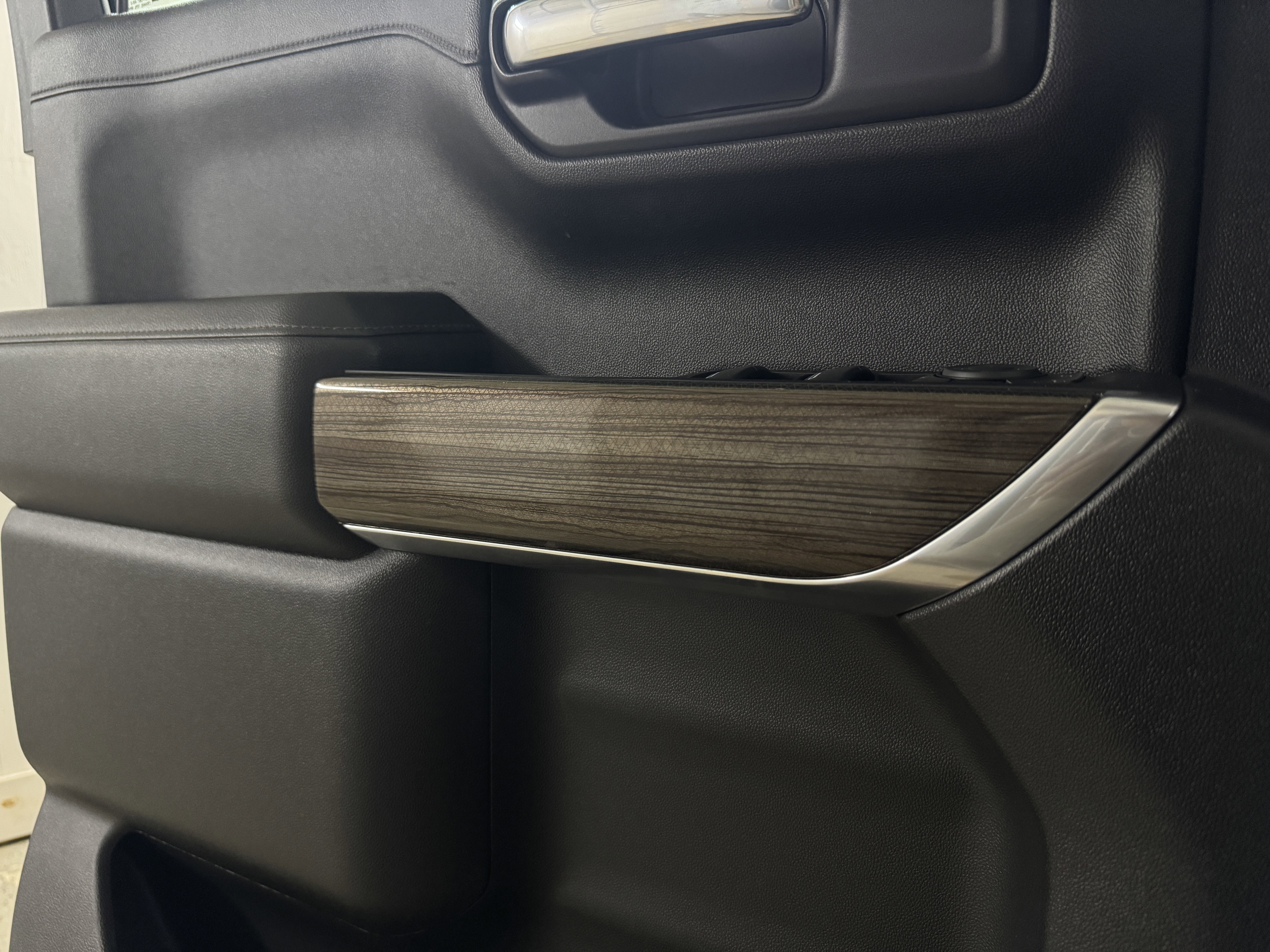 Used 2022 Chevrolet Silverado 1500 LT image 87