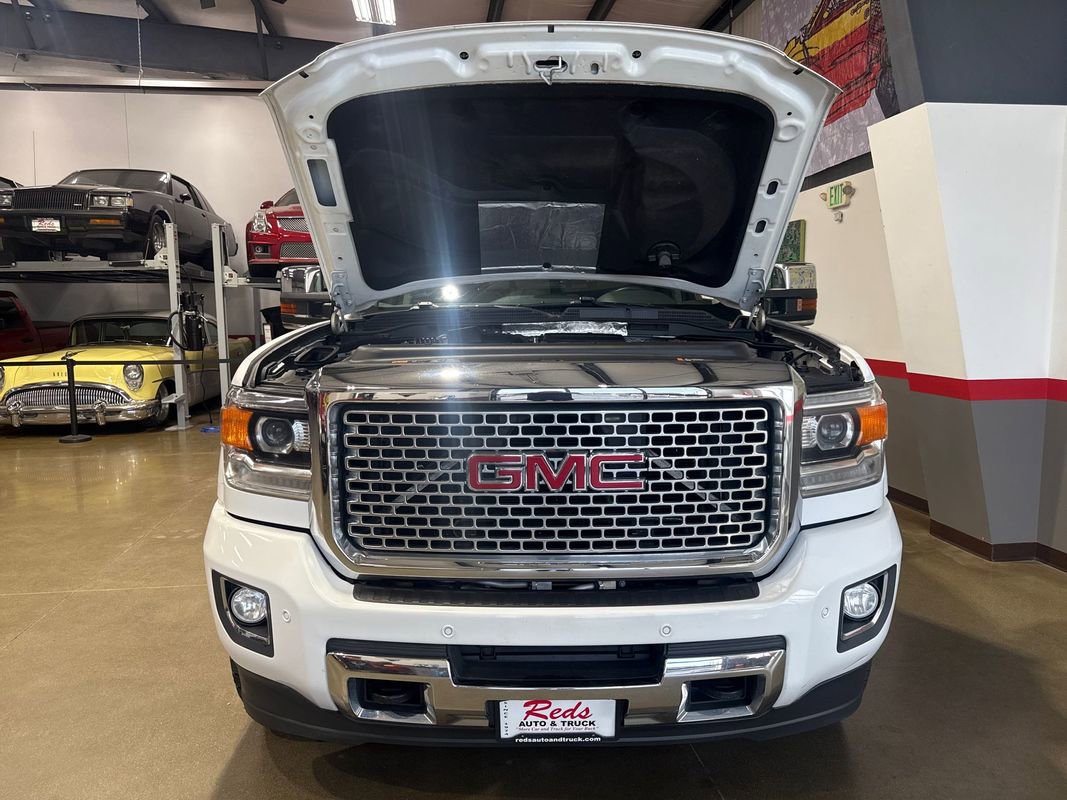 Used 2017 GMC Sierra 3500 Denali image 49