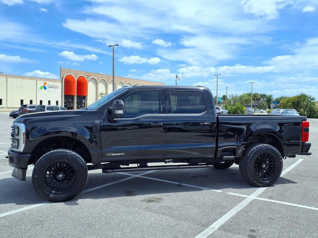 Used 2024 Ford F250 Lariat w/ Black Appearance Package AWD/4WD image 4