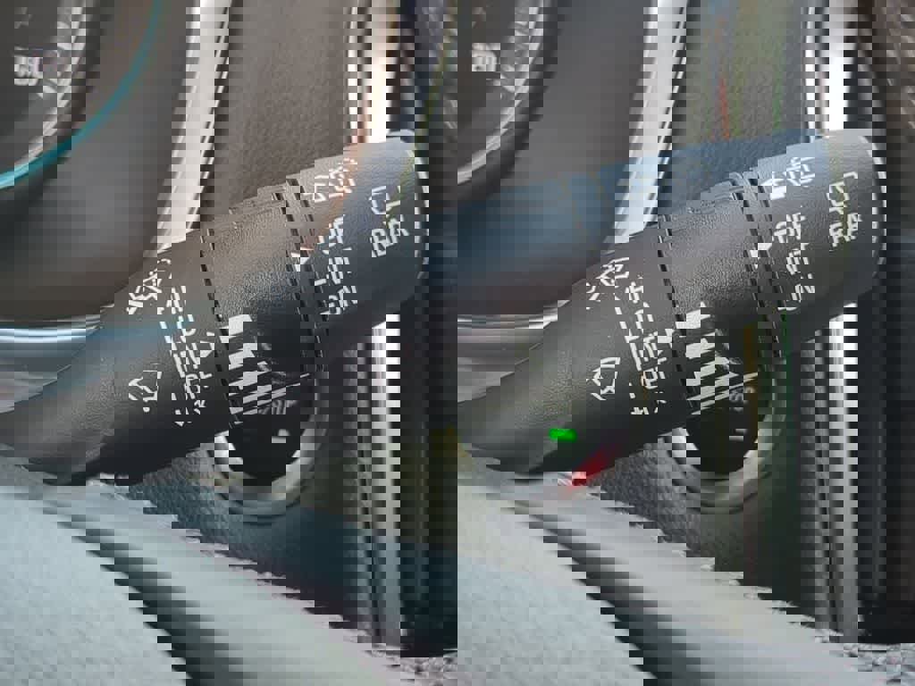 Used 2024 Chevrolet Traverse LT image 26