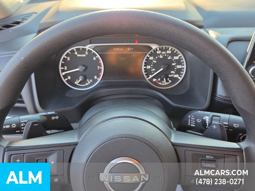 Used 2024 Nissan Rogue S image 24