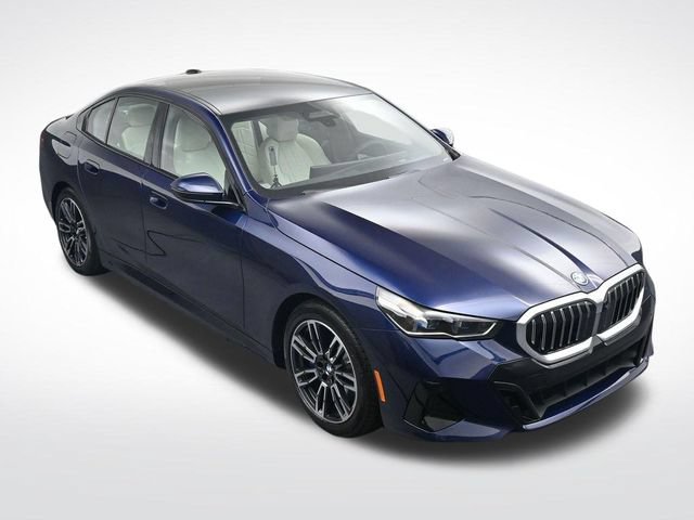 New 2027 BMW 550e xDrive AWD/4WD image 22