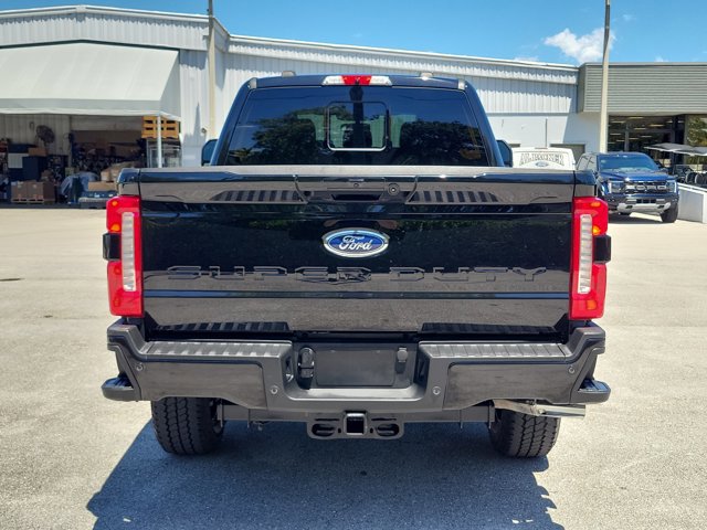 Used 2024 Ford F350 Lariat w/ Lariat Ultimate Package AWD/4WD image 9