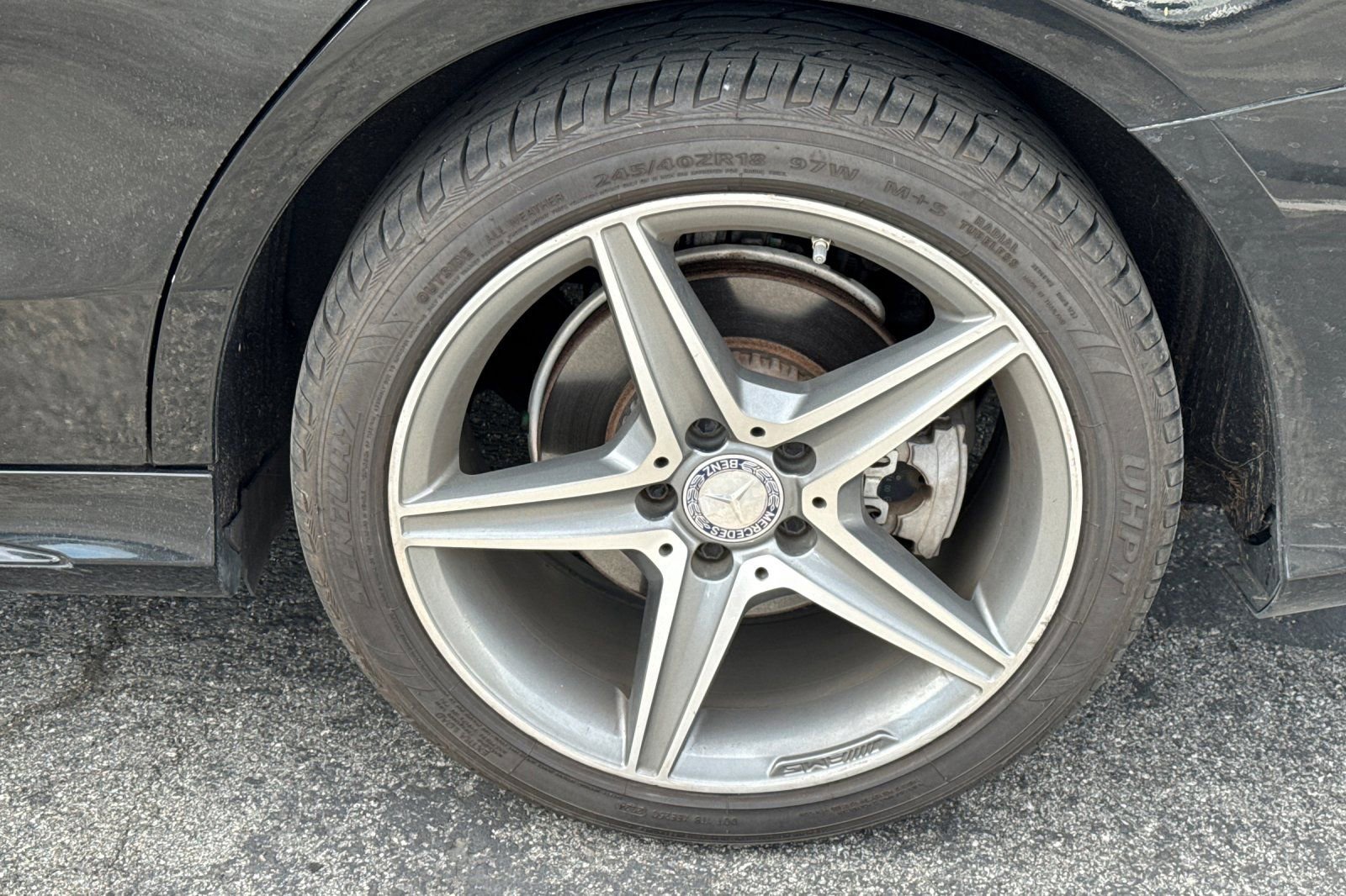 Used 2015 Mercedes-Benz C 300 4MATIC Sedan image 4