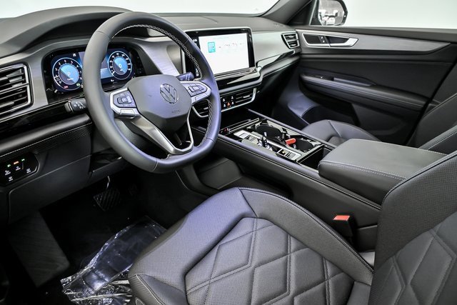 New 2026 Volkswagen Atlas Cross Sport SE image 6