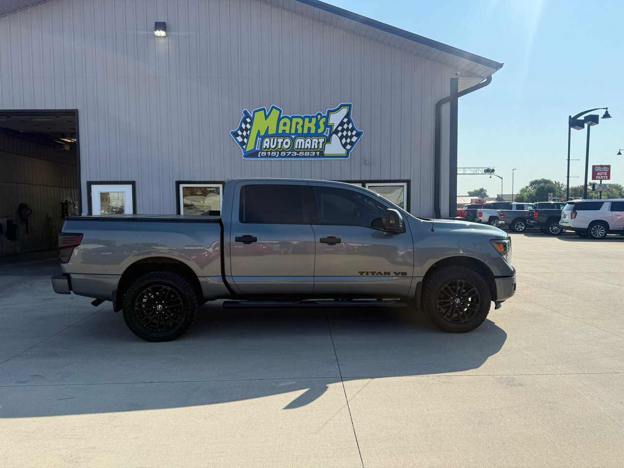 Used 2018 Nissan Titan Platinum Reserve image 7