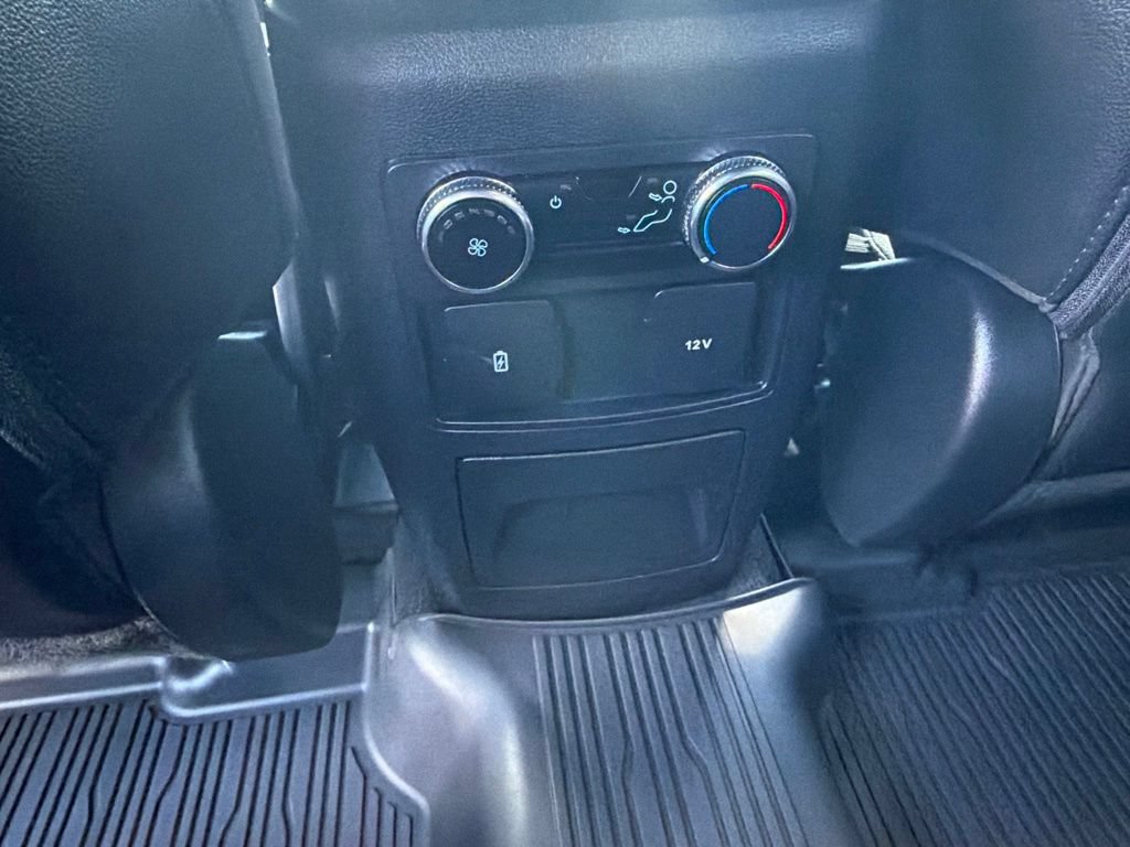 Used 2023 Ford Explorer ST-Line RWD image 16