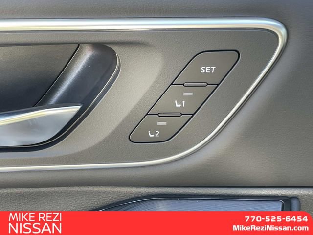 New 2026 Nissan Rogue Platinum w/ Platinum Premium Package AWD/4WD image 13