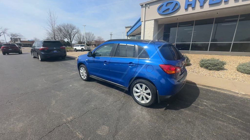 Used 2015 Mitsubishi Outlander Sport SE image 6