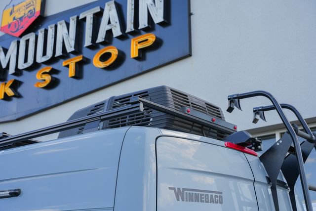 Used 2021 Mercedes-Benz Sprinter 2500 image 17