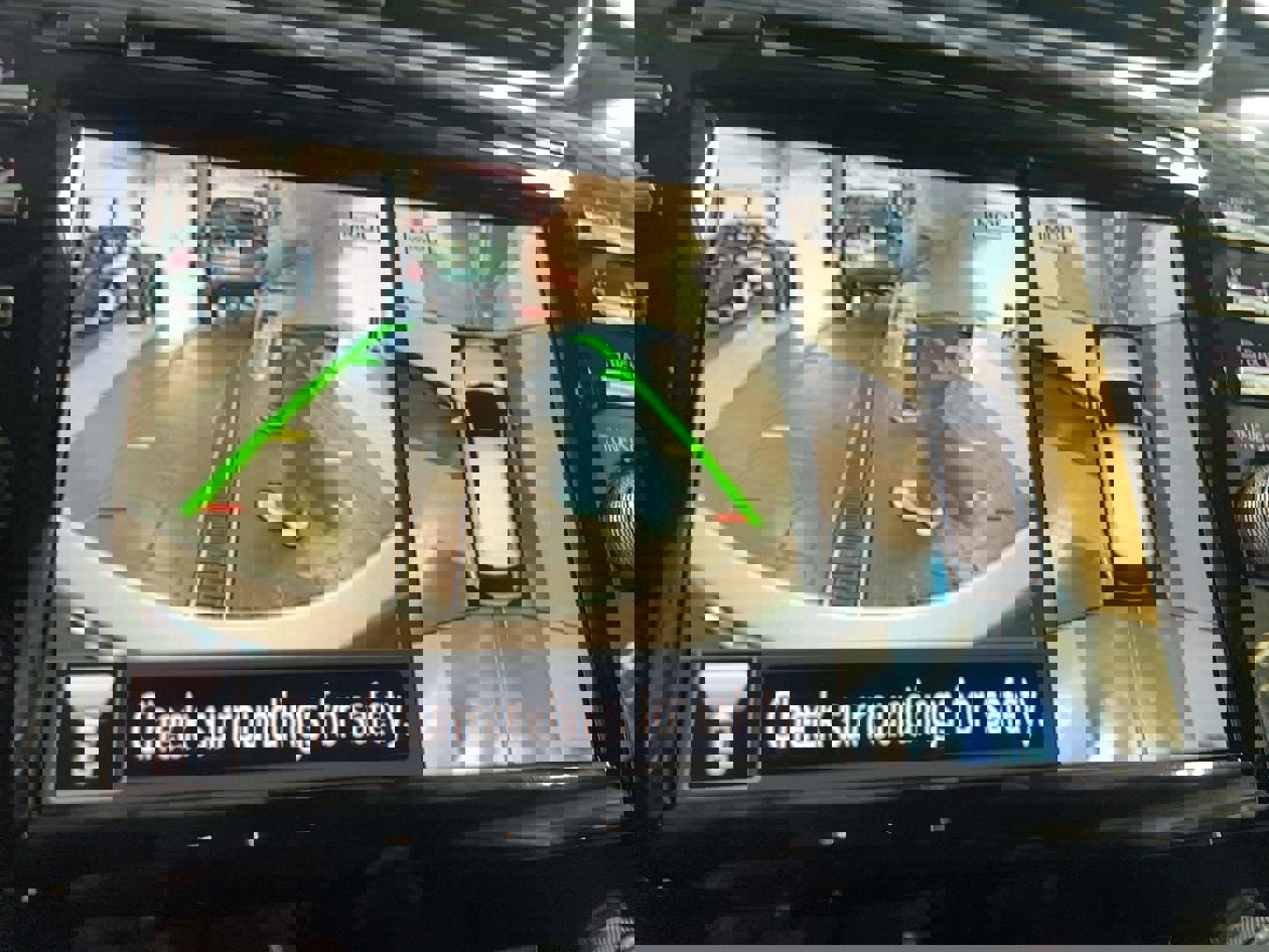 Used 2024 Nissan Murano Platinum w/ Cargo Package image 12