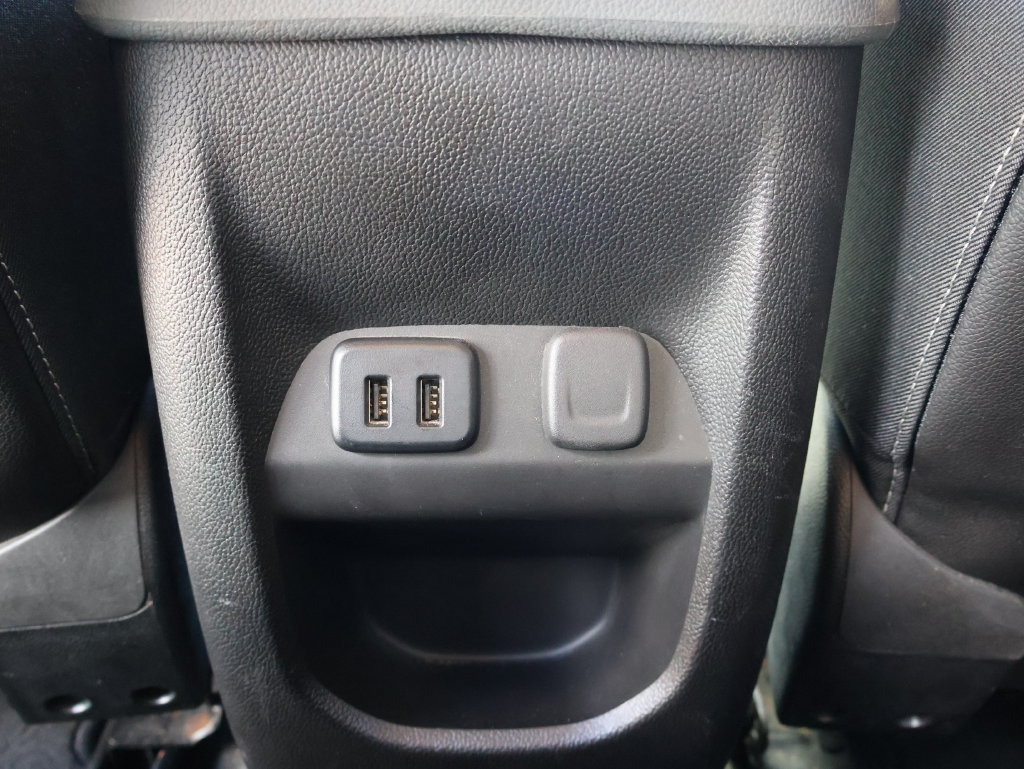 Used 2016 Chevrolet Colorado Z71 AWD/4WD image 10