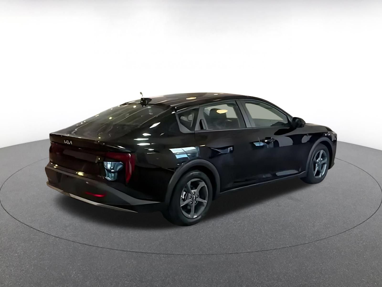 Used 2025 Kia K4 FWD image 8