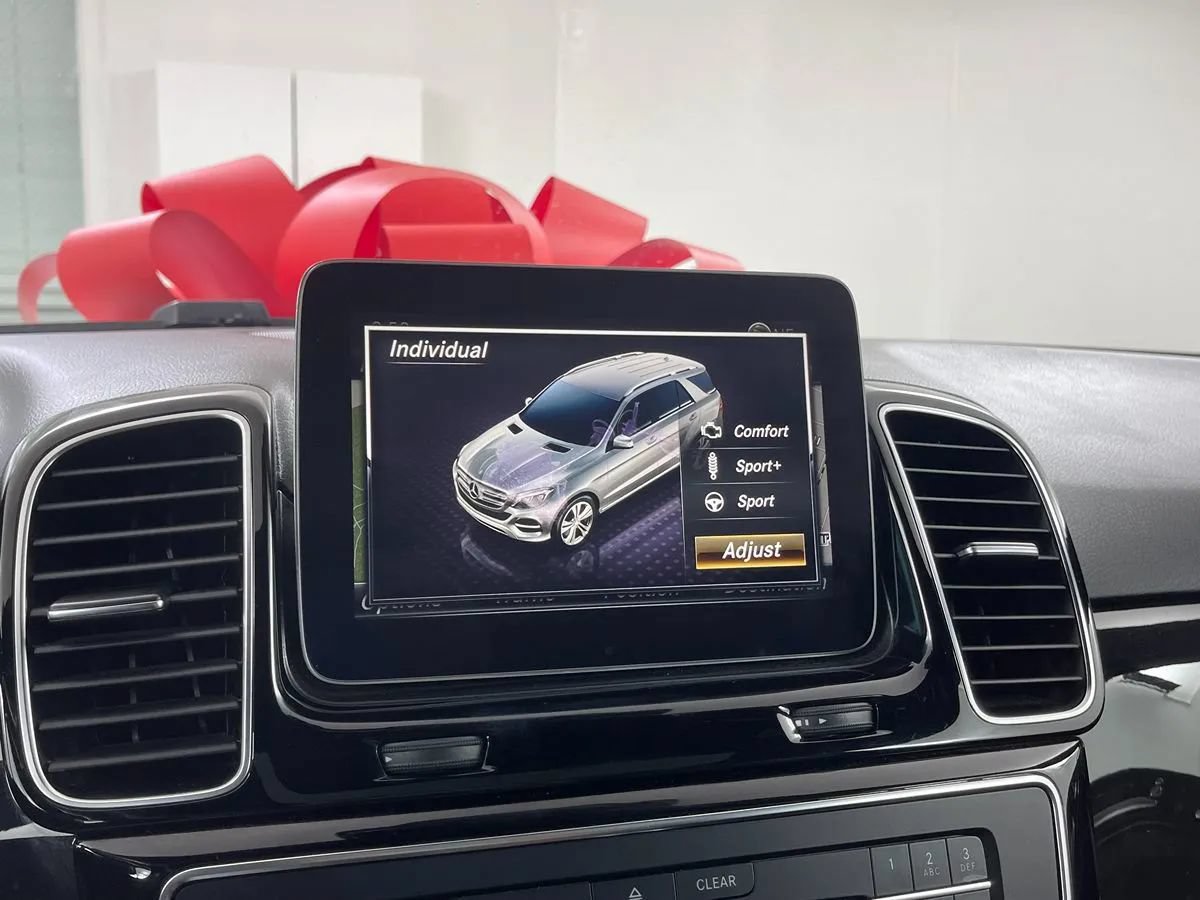 Used 2019 Mercedes-Benz GLE 43 AMG 4MATIC image 25