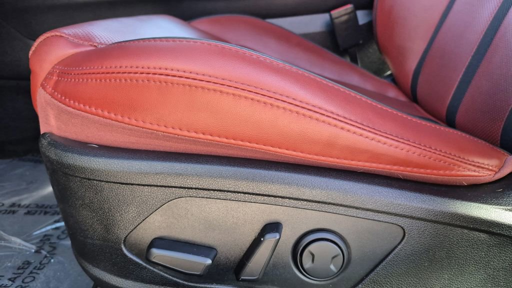 Used 2024 Kia K5 GT-Line w/ GT-Line Premium Package image 13