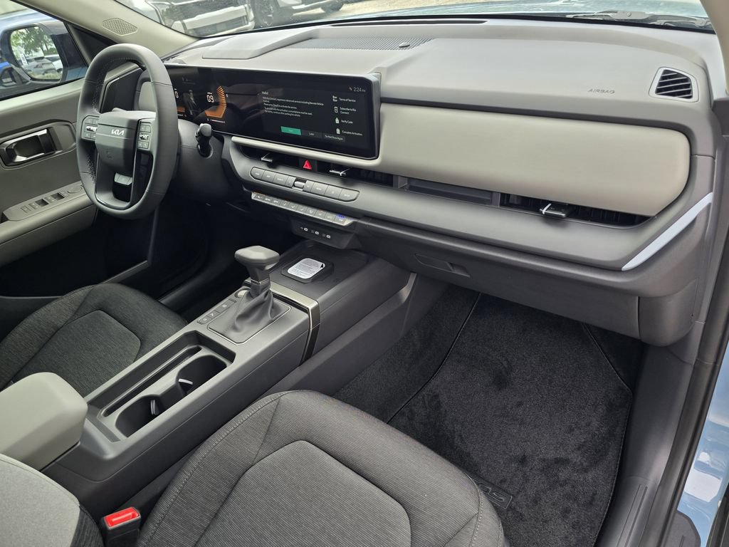 New 2027 Kia Seltos S FWD image 11